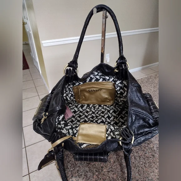Juicy Couture Leather Black Shoulder Bag